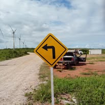 Placas e Sinalização